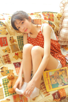又爽又爽的免费视频美女